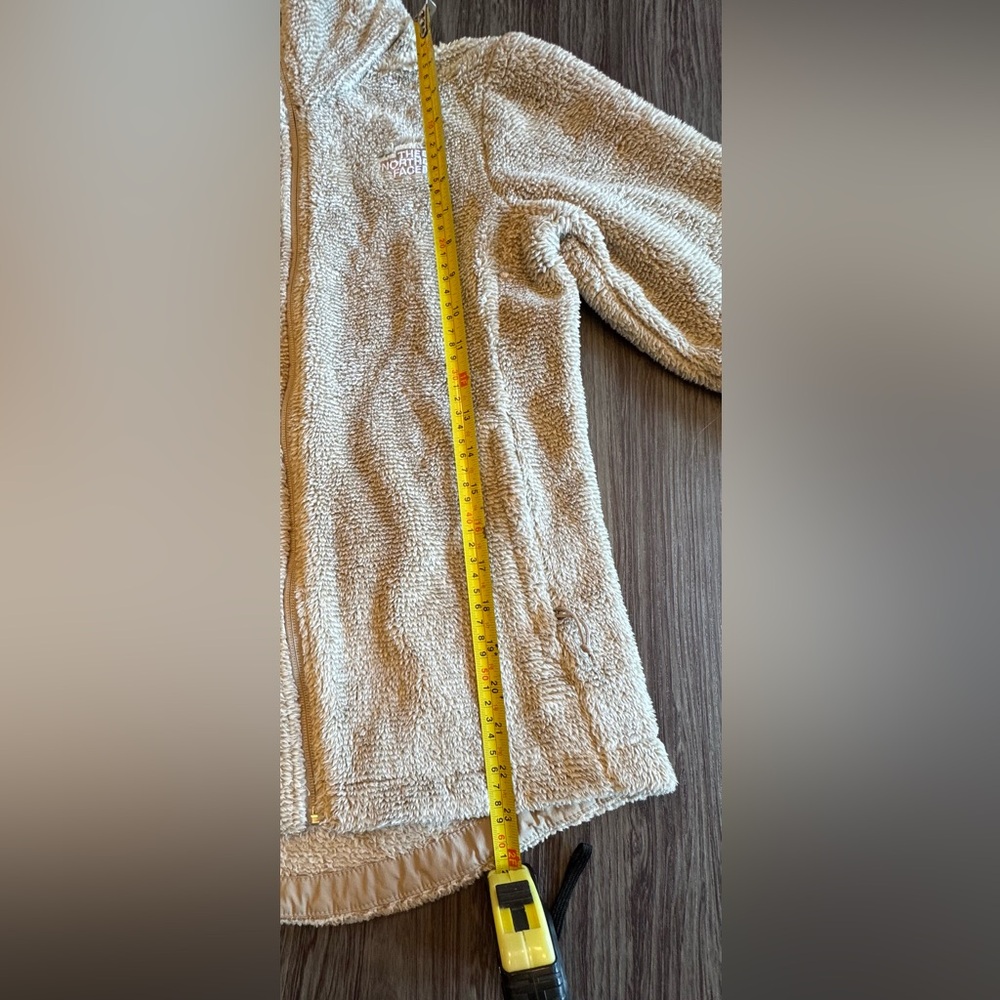 The North Face Women's light Tan Jacket - Picture 8 of 9